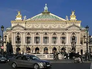La Ópera Garnier de París, Francia.
