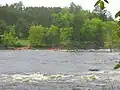 Entrenamiento para canotaje y kayak en los rápidos de Palmer.