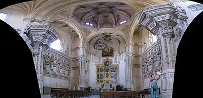 Interior de San Juan de los Reyes de Toledo, de Juan Guas.