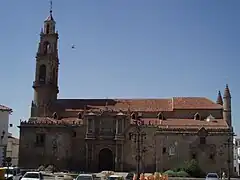 Vista panorámica de la Catedral de la Sierra desde el Ayuntamiento.