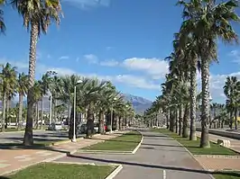 Paseo Rey Balduino, en Playa Granada