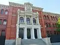 Edificio del Centro Superior de Estudios de la Defensa Nacional (CESEDEN), antiguo Colegio Nacional de Sordomudos y Ciegos (1887, Madrid).