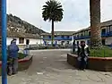 Plaza principal y calles del pueblo de Paucartambo