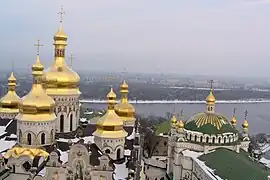 Kiev: catedral de Santa Sofía, conjunto de edificios monásticos y laura de Kievo-Petchersk: Monasterio de las Cuevas