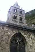 La abadía de San Mauricio fundada en el 515 (Valais).