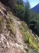 El camino de la Vía Francígena entre Martigny y Bovernier.