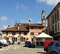 Plaza de Belgioioso.