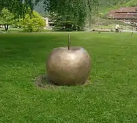 Pomme (Claude Lalanne)