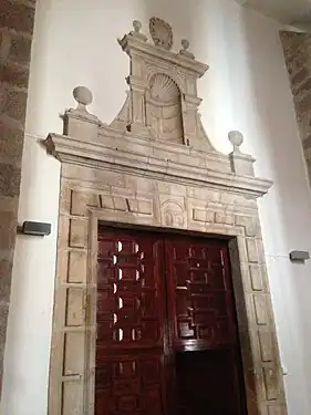 Puerta de San Juan Macías
