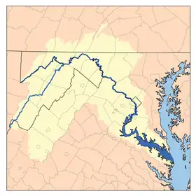 El río Potomac marca su límite noreste, con Maryland