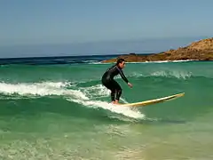 Surf en Doniños.