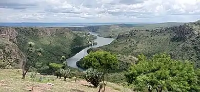 Restaurante y mirador en la Presa El Jocoqui, municipio de San José de Gracia.