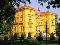 Palacio presidencial de Hanói (antiguamente la residencia del Gobernador General de la Indochina francesa).