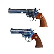 Dos revólveres Colt Python calibre .357 Magnum.