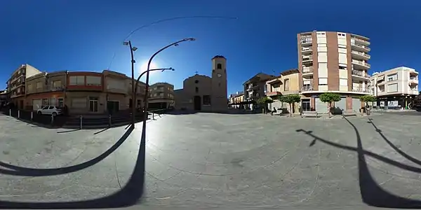 Plaza Francisco Martínez Morales "Paco el Bueno" e Iglesia