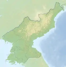 Kŭmgangsan금강산 ubicada en Corea del Norte