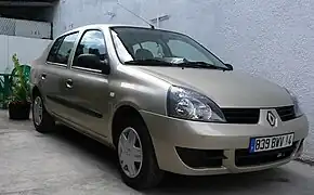 Renault Clio Symbol. Vista Frontal