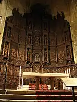 Altar y retablo mayores.
