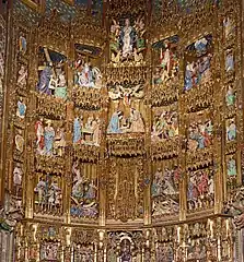 Retablo mayor de la catedral de Toledo, donde la estructura gótica acoge una imaginería con unas formas más propias del Renacimiento.