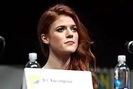 Rose Leslie, actriz nacida el 9 de febrero de 1987.