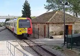 Tren llegando a la Estación de Llubí.