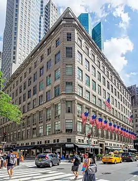 Saks Fifth Avenue Building