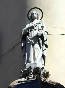 Estatua de Eduard Alentorn en La Boqueria, donde la leyenda sitúa su crucifixión.