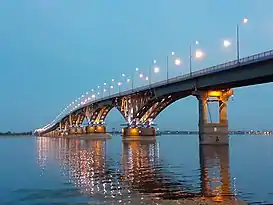 El puente Sarátov, sobre el Volga, es uno de los más largos de Europa