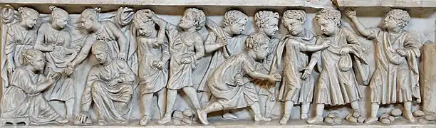 Niños jugando con nueces, panel de un sarcófago, obra romana del siglo III