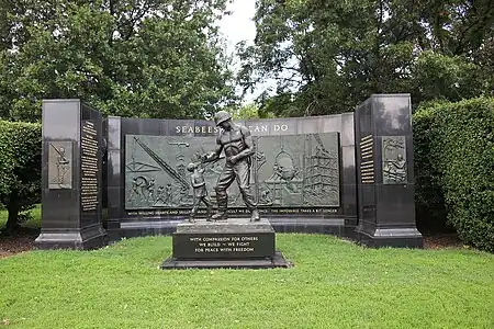 Monumento nacional al cuerpo de ingenieros Seabee, Condado de Arlington.