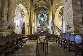 Sepulcro Santa Juliana, interior de la Iglesia