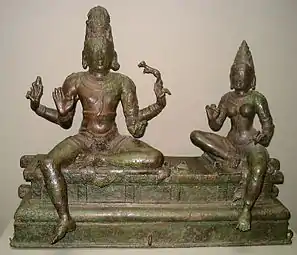 Estatua vijayanagar de Sivá y su esposa Uma, Instituto Smithsoniano (Washington D. C.).