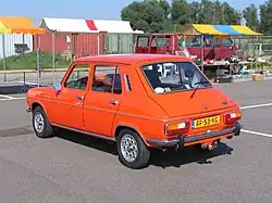 Un Simca 1100 special.