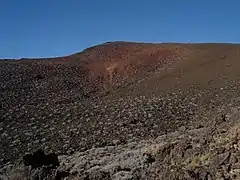 La cumbre del pitón de las Nieves vistas desde un centenar de metros