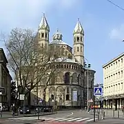 Basílica de los Santos Apóstoles (Colonia), románico siglo XI