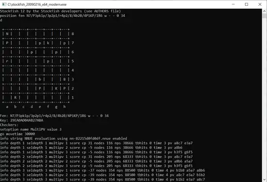 Stockfish 12 analizando una posición sin interfaz gráfica de usuario, mostrando jugadas a través del protocolo UCI en modo texto.