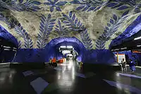 Murales en la estación de metro T-Centralen , línea azul, en Estocolmo.