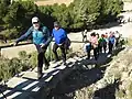 Subida a la ermita, grupo de excursionistas