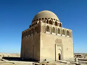 Tumba de Ahmad Sanjar en Merv, Turkmenistán (reconstruida)