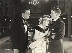 Pedro de Cordoba, Marion Davies y Forrest Stanley en The Young Diana (1922)