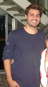 Thiago Lacerda como Lúcio.