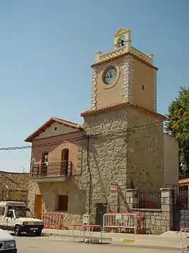 Torre del reloj en Navalagamella