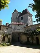 La tour de Michel de Montaigne, vista de la muralla
