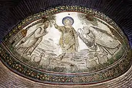 Mosaico del Mausoleo de Santa Constanza, con el tema iconográfico denominado traditio legis. Cristo (imberbe), entre dos apóstoles (barbados) y dos palmeras.