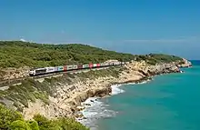 Tren de carga en Vilanova i la Geltrú