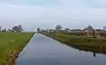 Canal en el paisaje de turba entre Oosteinde y Ruinen