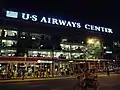 Entrada del US Airways Center en 2008.