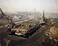 El Roosevelt en Nueva York astillero naval en 1960
