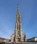 Catedral de Ulm, de 1377, con la torre de iglesia más alta del mundo, desde 1890.