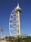 Torre Vasco da Gama (2010), símbolo de la Expo '98 de Lisboa hoy reconvertida en hotel